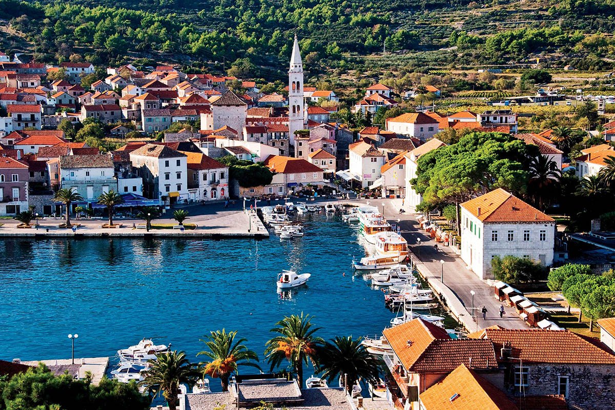 На фото показан хорватский городок